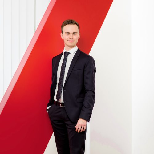 <b>MARCO STEINDL</b><br>Mag.