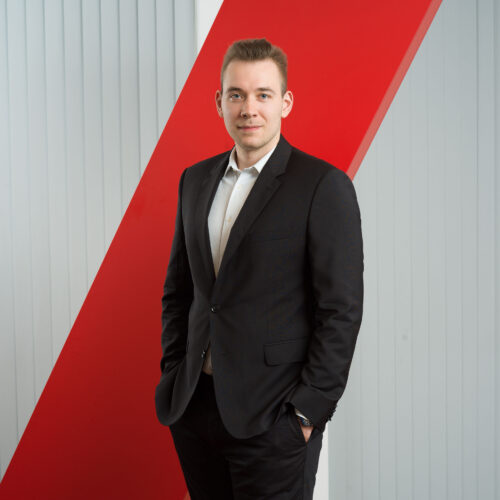 <b>NAZAR SHPAK</b></br>Mag. iur.